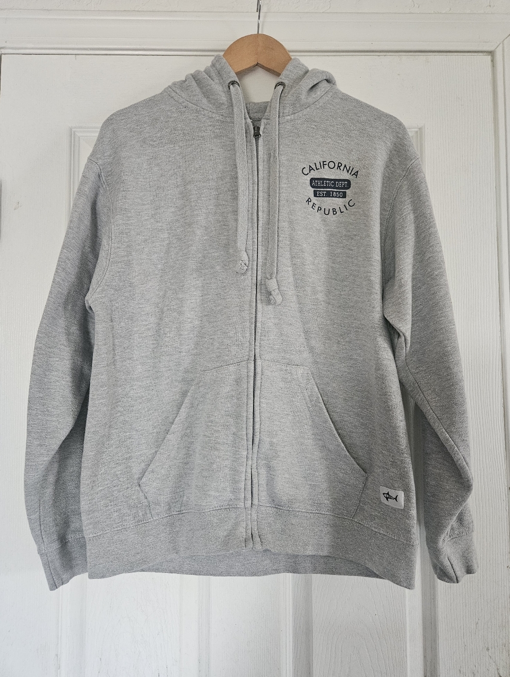 Light Gray Zip Hoodie with California Republic Print "Oceanside" Medium